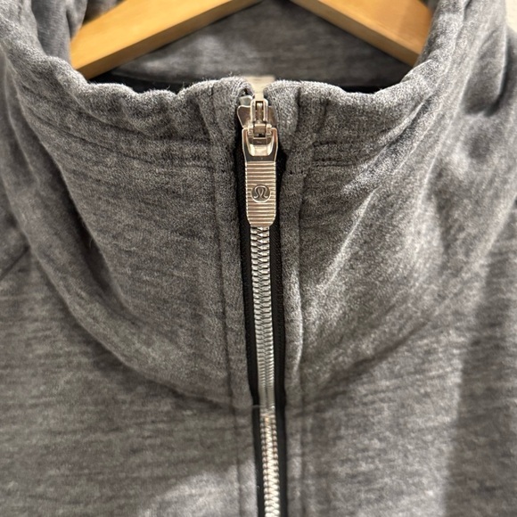Lululemon Size 8 Heathered Core Dark Gray Radiant Jacket II Full Zip Cozy Comfy - Picture 5 of 7